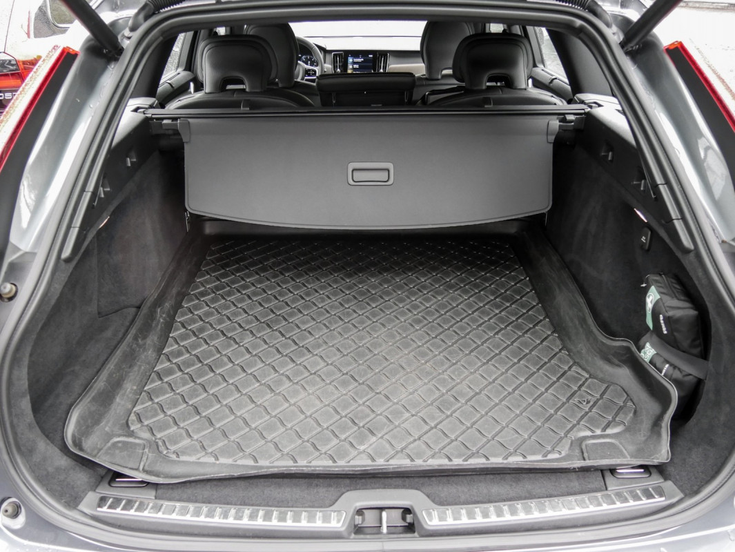 Volvo V90 Cross Country D4 - Kombi - Grau - Gebrauchtwagen - Bild 12
