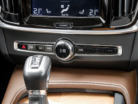 Volvo V90 D5 AWD Inscription B & W - - Kombi - Blau - Gebrauchtwagen - Bild 11