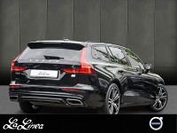 Volvo V60 Recharge T8 AWD - Kombi - Schwarz - Gebrauchtwagen - Bild 2