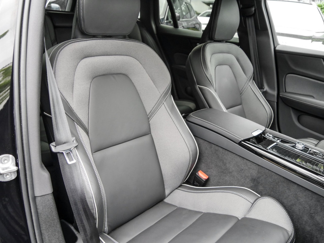 Volvo V60 Recharge T8 AWD - Kombi - Schwarz - Gebrauchtwagen - Bild 7
