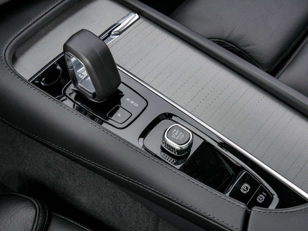 Volvo XC90 - SUV/Off-road - Grau - Gebrauchtwagen - Bild 11