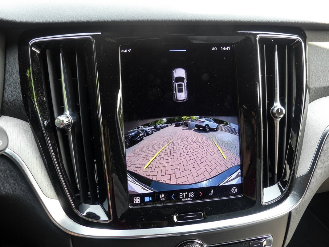 Volvo V60 Kombi - Kombi - Schwarz - Gebrauchtwagen - Bild 10