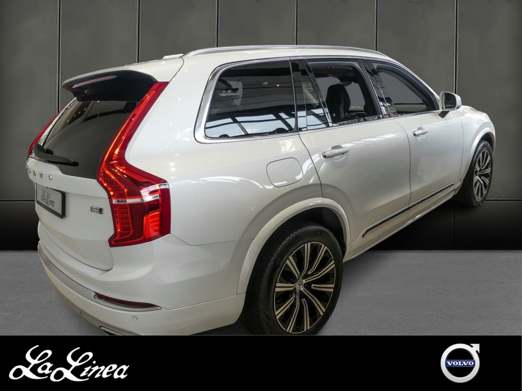 Volvo XC90 B5 (D) AWD - SUV/Off-road - Weiss - Gebrauchtwagen - Bild 2