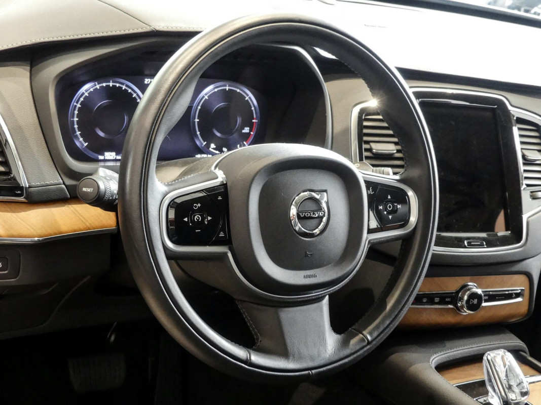 Volvo XC90 B5 (D) AWD - SUV/Off-road - Weiss - Gebrauchtwagen - Bild 13