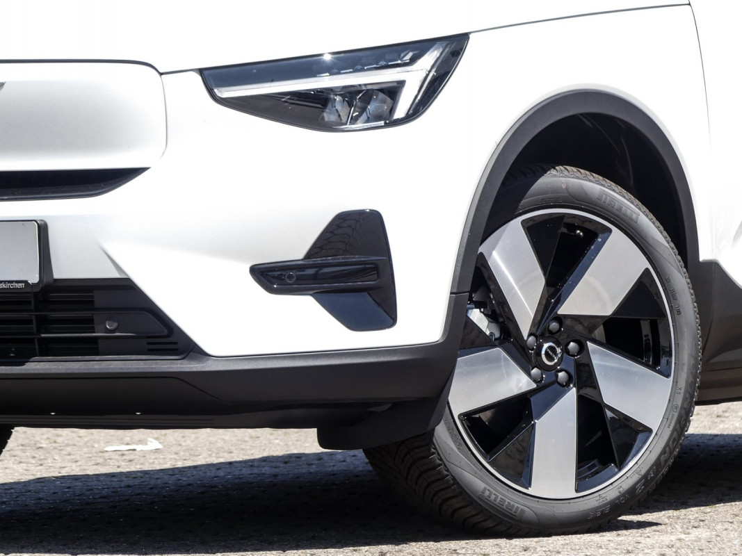 Volvo C40 Plus Recharge Pure Electric 2WD - SUV/Off-road - Weiss - Neuwagen - Bild 5