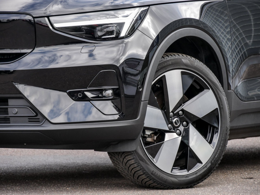 Volvo C40 - SUV/Off-road - Schwarz - Gebrauchtwagen - Bild 6