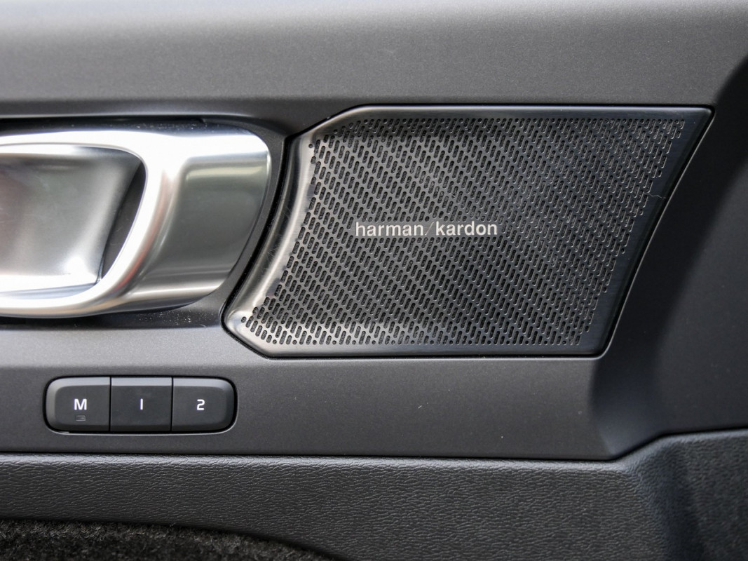 Volvo C40 - SUV/Off-road - Schwarz - Gebrauchtwagen - Bild 13