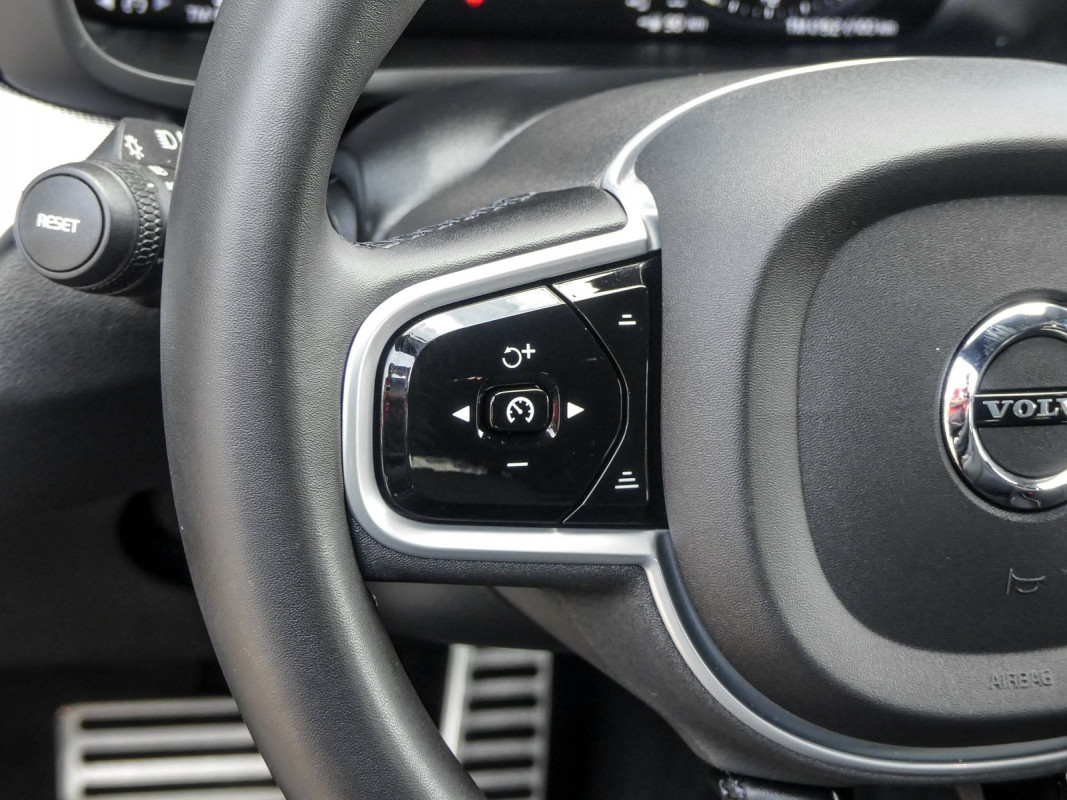 Volvo V60 T6 AWD - Kombi - Schwarz - Gebrauchtwagen - Bild 15