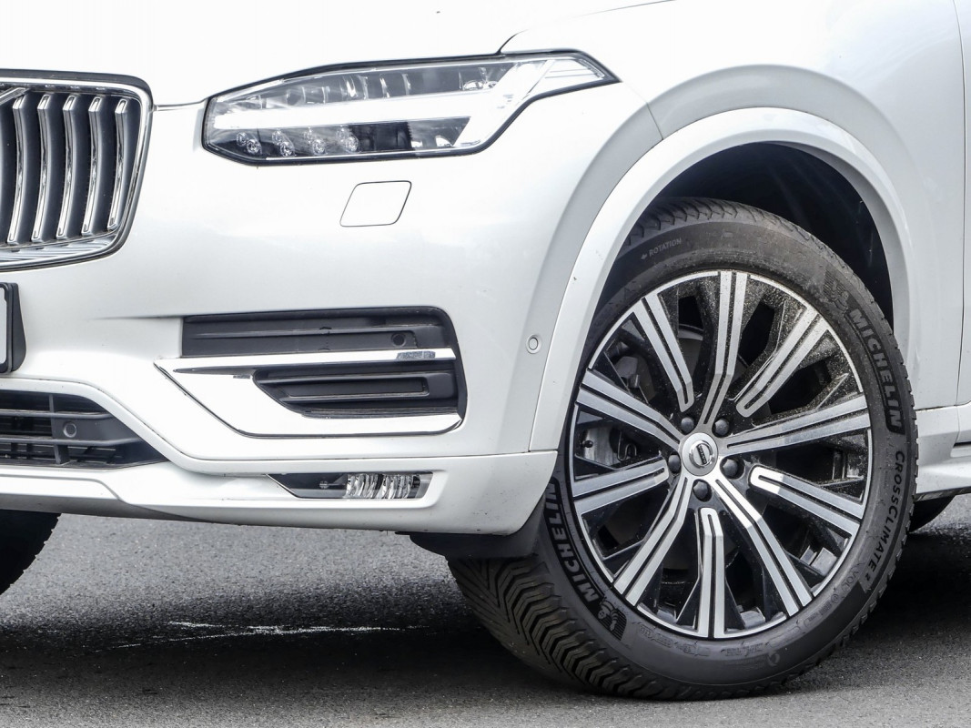 Volvo XC90 B5 (D) AWD - SUV/Off-road - Weiss - Gebrauchtwagen - Bild 6
