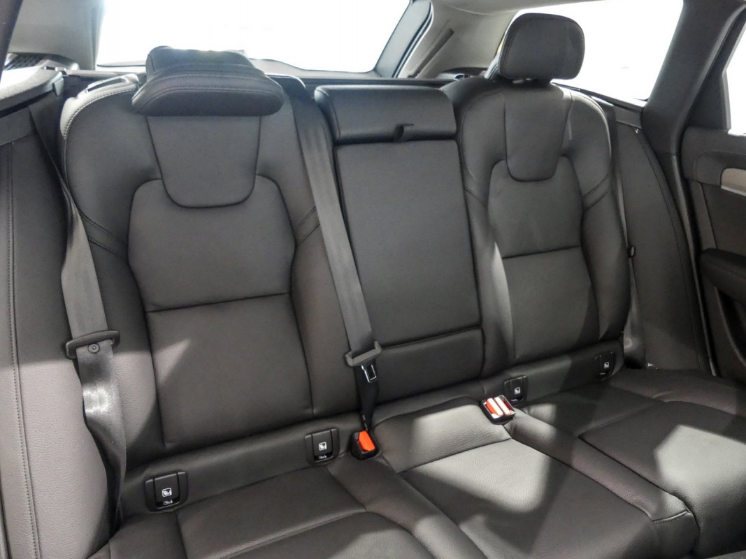 Volvo V90 T6 Recharge AWD - Kombi - Grau - Neuwagen - Bild 4