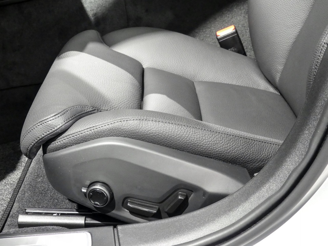 Volvo V90 T6 Recharge AWD - Kombi - Grau - Neuwagen - Bild 15
