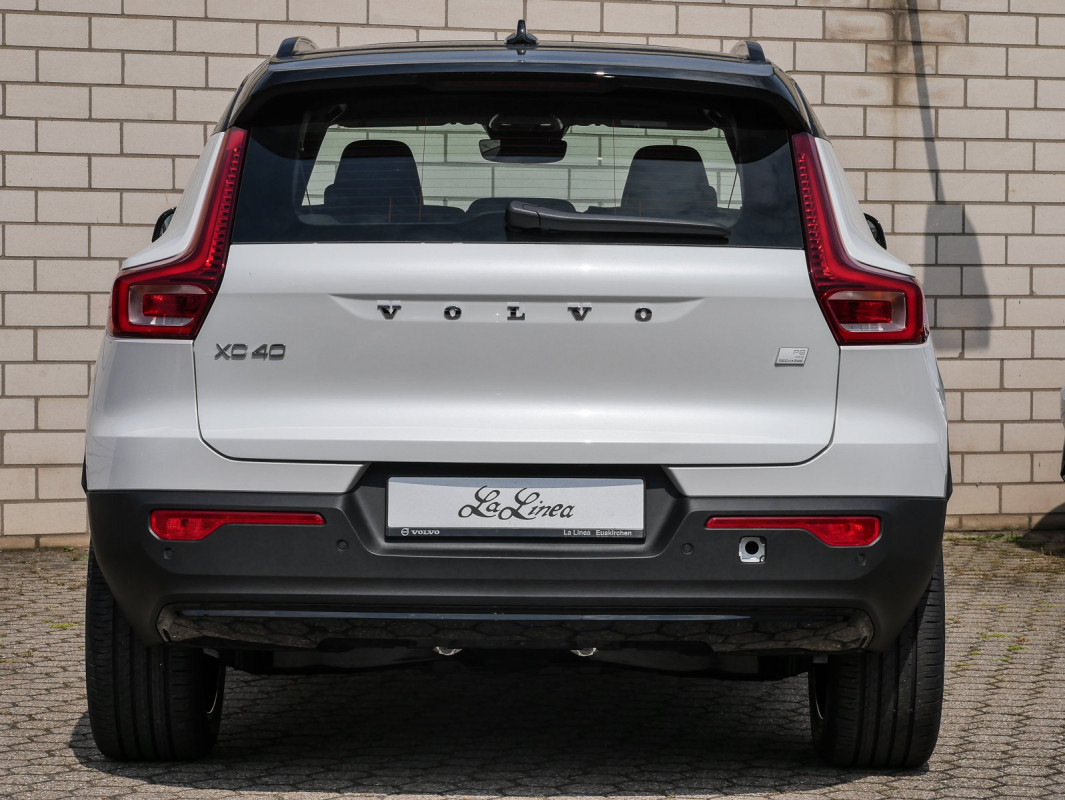 Volvo XC40 Recharge Pure Electric - SUV/Off-road - Weiss - Gebrauchtwagen - Bild 13