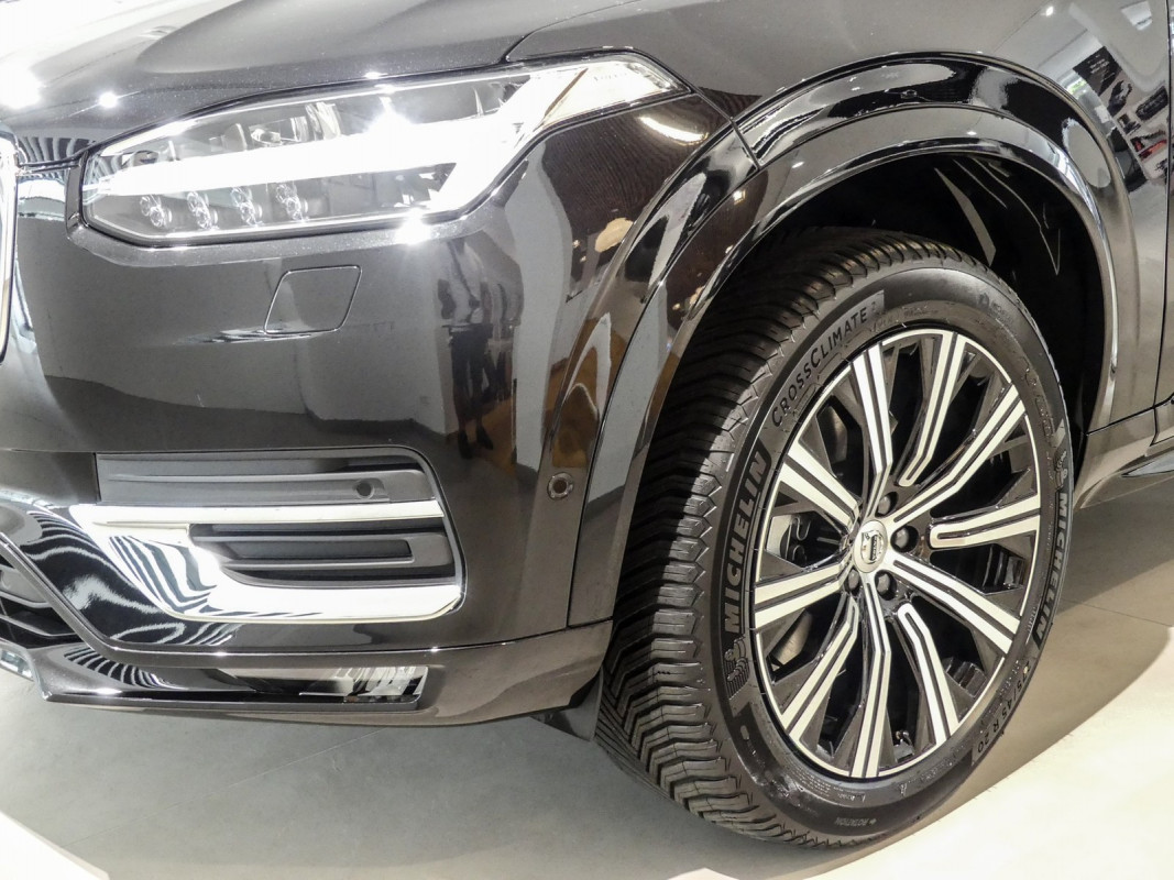 Volvo XC90 B5 (B) - SUV/Off-road - Schwarz - Neuwagen - Bild 5