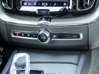 Volvo XC60 Recharge T6 AWD - SUV/Off-road - Blau - Neuwagen - Bild 8