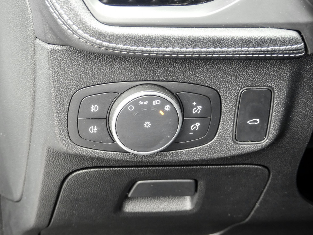 Ford Focus Turnier - Kombi - Weiss - Gebrauchtwagen - Bild 14