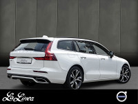 Volvo V60 T6 AWD Recharge - Kombi - Weiss - Gebrauchtwagen - Bild 2