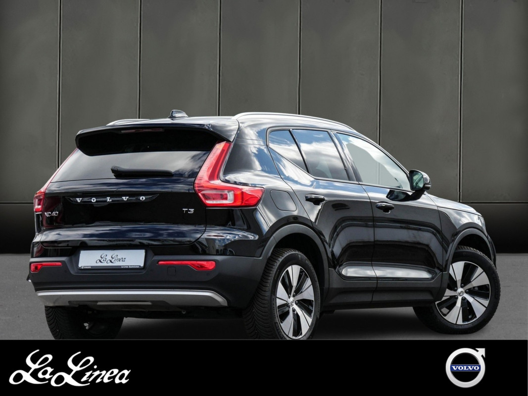 Volvo XC40 T3 - SUV/Off-road - Schwarz - Gebrauchtwagen - Bild 2