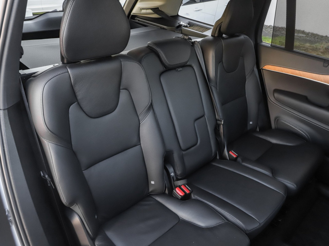 Volvo XC90 T8 Recharge AWD - SUV/Off-road - Weiss - Gebrauchtwagen - Bild 5