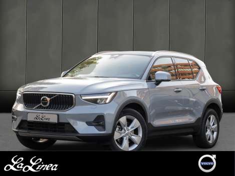 Volvo XC40 B4 Benziner - SUV/Off-road - Grau - Gebrauchtwagen - Bild 1