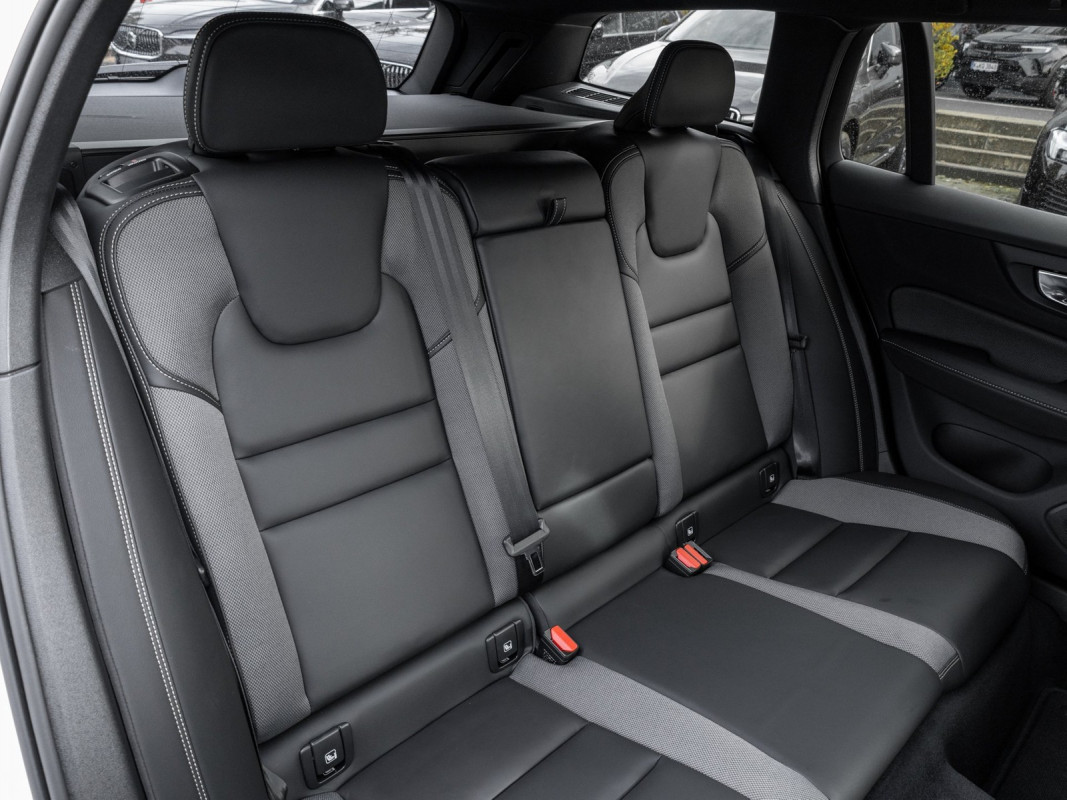Volvo V60 B4 (D) - Kombi - Weiss - Gebrauchtwagen - Bild 5