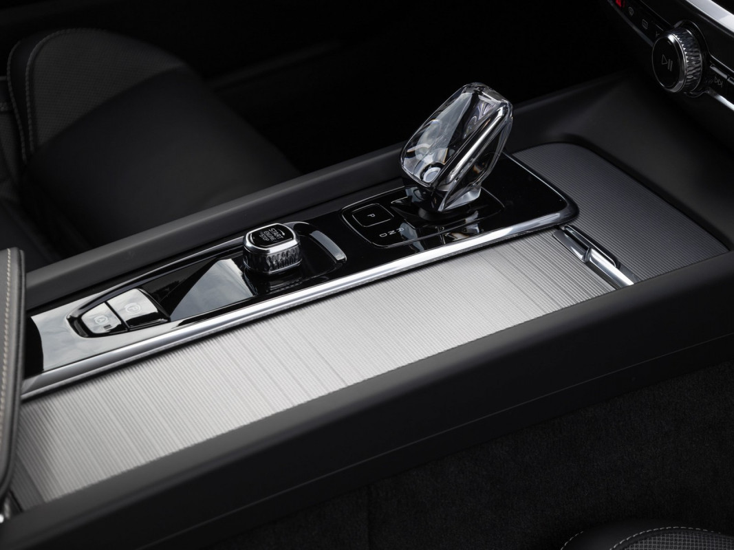 Volvo V60 B4 (D) - Kombi - Weiss - Gebrauchtwagen - Bild 9