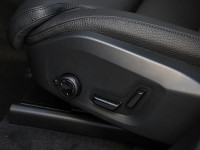 Volvo XC60 B4 (D) - SUV/Off-road - Schwarz - Gebrauchtwagen - Bild 13