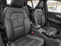 Volvo XC40 B4 - SUV/Off-road - Blau - Gebrauchtwagen - Bild 7