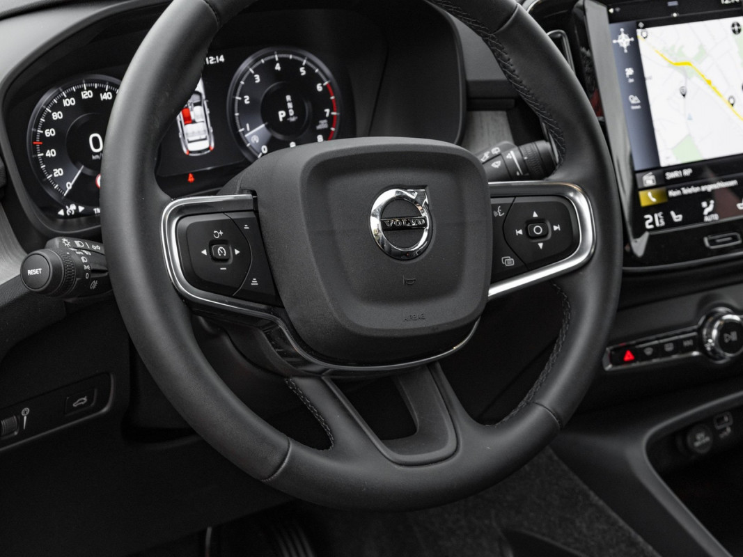 Volvo XC40 B4 - SUV/Off-road - Blau - Gebrauchtwagen - Bild 12