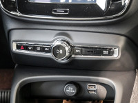 Volvo XC40 T2 ***Rückfahrkamera*** - SUV/Off-road - Weiss - Neuwagen - Bild 8