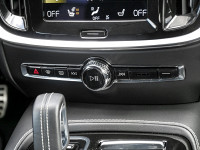 Volvo V60 T8 Plug In Hybrid AWD - Kombi - Schwarz - Gebrauchtwagen - Bild 11