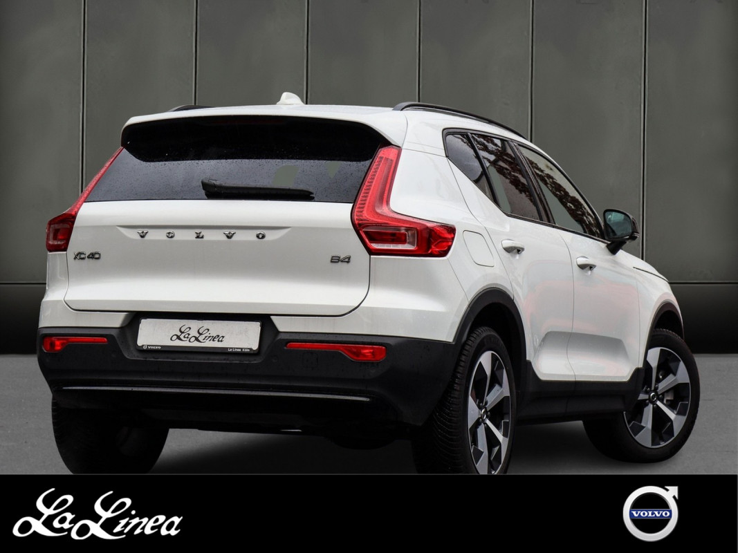 Volvo XC40 B4 (B) - SUV/Off-road - Weiss - Gebrauchtwagen - Bild 2