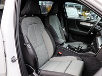 Volvo XC40 B4 (B) - SUV/Off-road - Weiss - Gebrauchtwagen - Bild 7