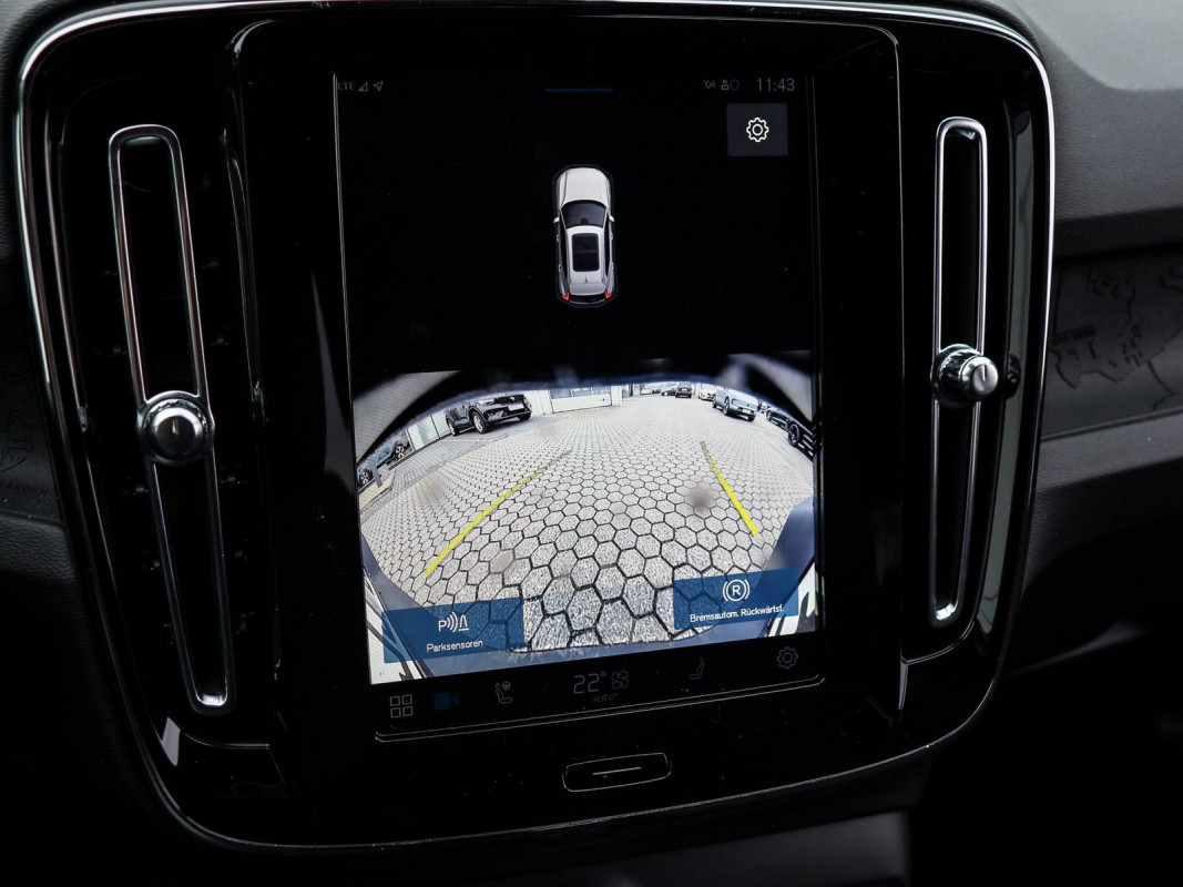 Volvo XC40 Recharge Pure Electric 2WD - SUV/Off-road - Blau - Gebrauchtwagen - Bild 13