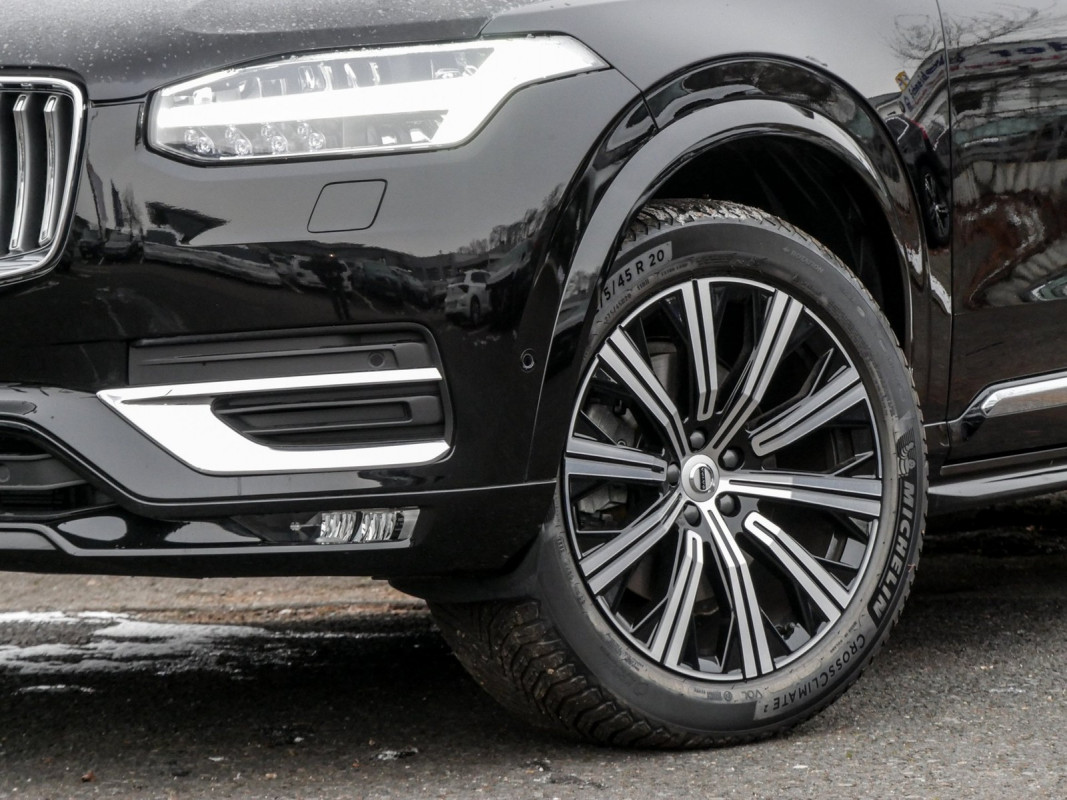 Volvo XC90 B5 D AWD - SUV/Off-road - Schwarz - Gebrauchtwagen - Bild 6