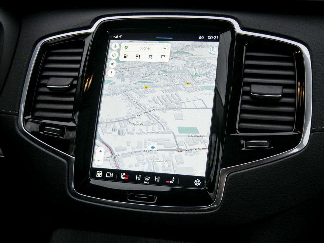 Volvo XC90 B5 D AWD - SUV/Off-road - Schwarz - Gebrauchtwagen - Bild 9