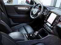 Volvo XC40 B4 (B) - SUV/Off-road - Schwarz - Gebrauchtwagen - Bild 5