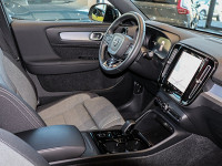 Volvo XC40 B4 (B) - SUV/Off-road - Grün - Gebrauchtwagen - Bild 3
