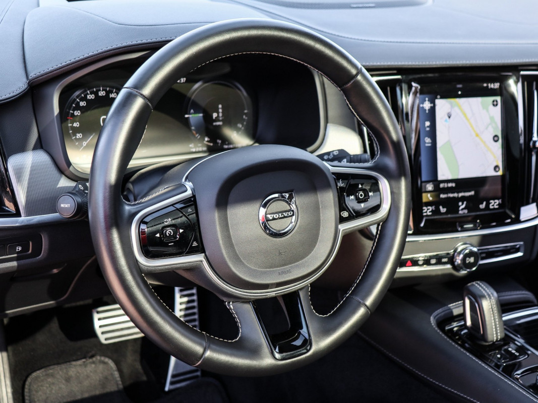 Volvo V90 T6 AWD - Kombi - Schwarz - Gebrauchtwagen - Bild 7