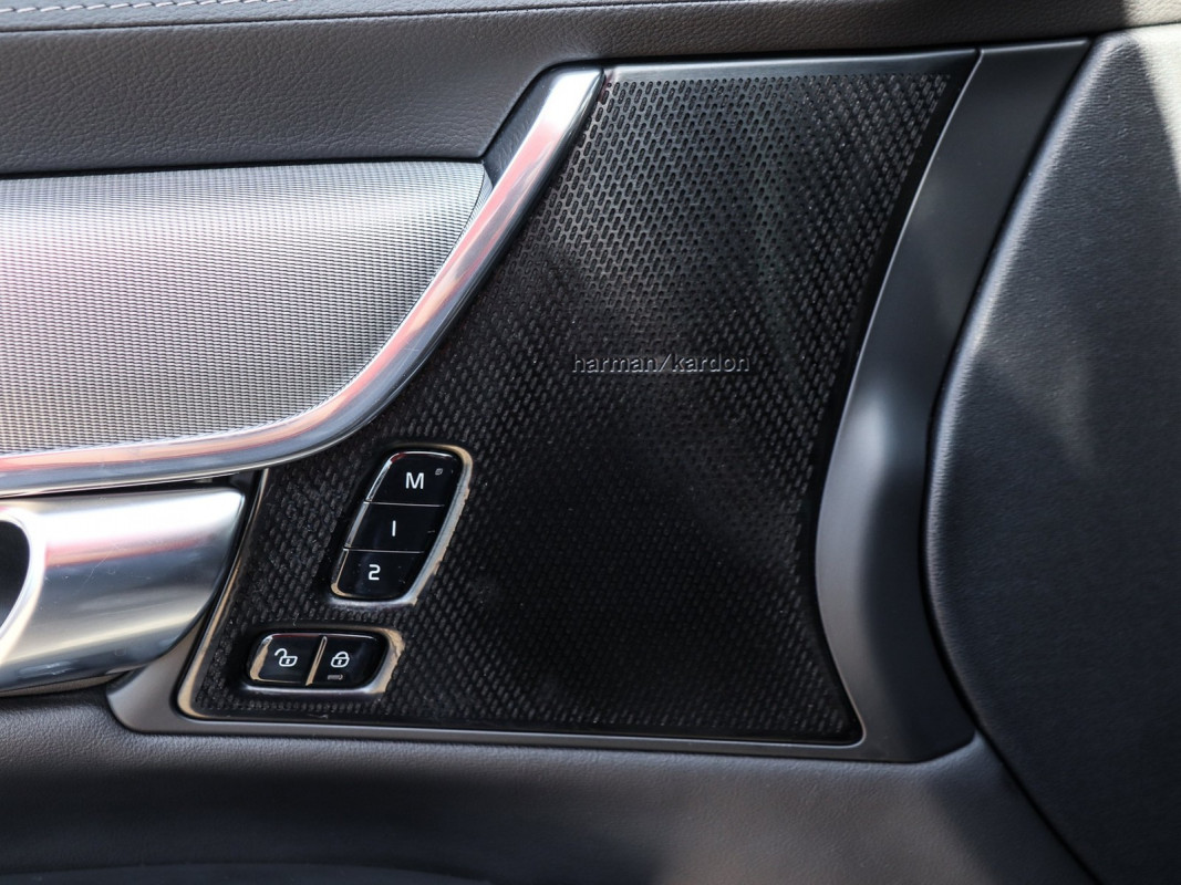 Volvo V90 T6 AWD - Kombi - Schwarz - Gebrauchtwagen - Bild 13
