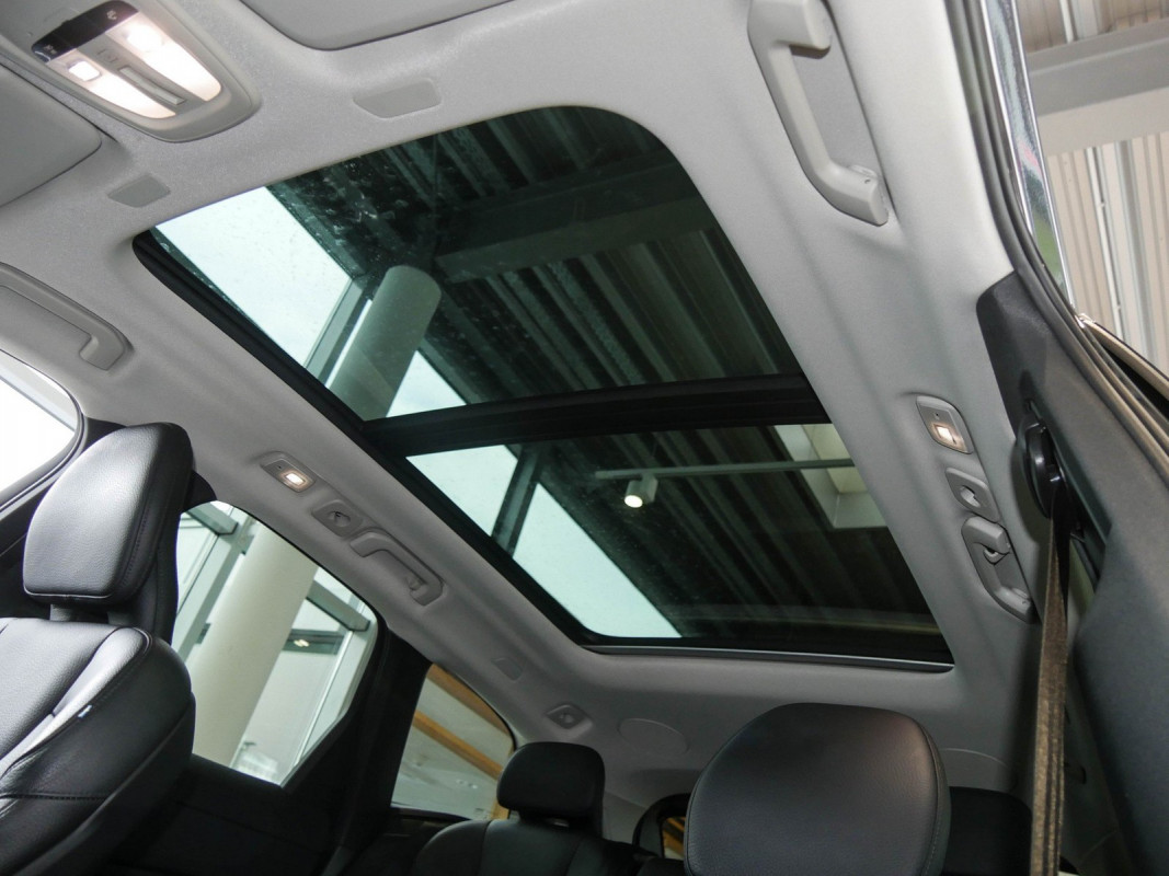 Volvo XC60 - SUV/Off-road - Schwarz - Gebrauchtwagen - Bild 11