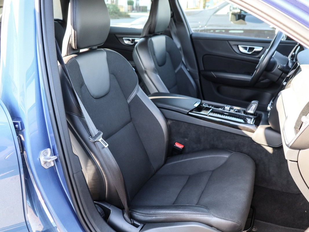 Volvo V60 Kombi T6 - Kombi - Blau - Gebrauchtwagen - Bild 7