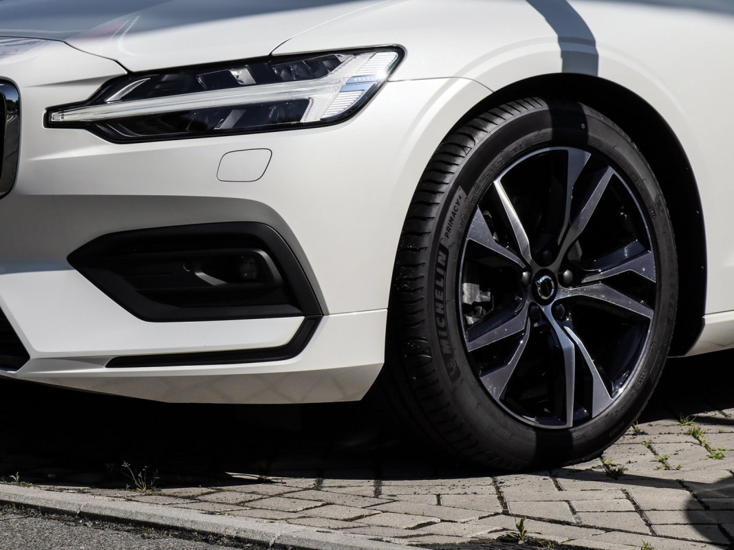 Volvo V60 B4 (B) - Kombi - Weiss - Gebrauchtwagen - Bild 6