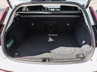 Volvo V60 B4 (B) - Kombi - Weiss - Gebrauchtwagen - Bild 11
