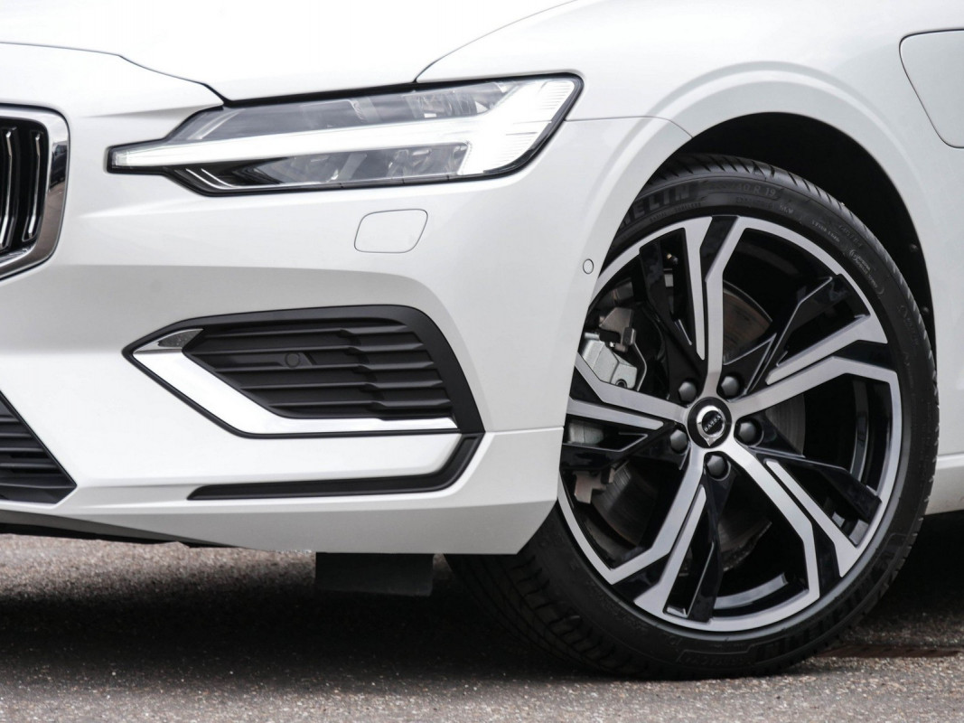 Volvo V60 - Kombi - Weiss - Gebrauchtwagen - Bild 6