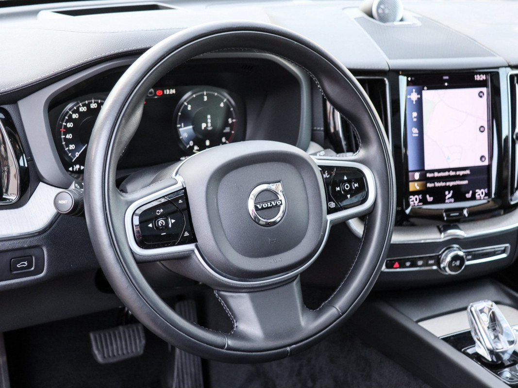 Volvo XC60 B5 Diesel AWD - SUV/Off-road - Blau - Gebrauchtwagen - Bild 10