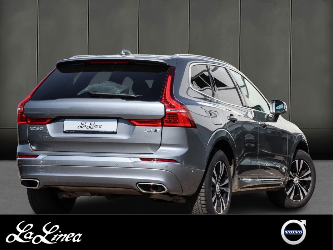 Volvo XC60 B4 Diesel AWD Inscription - SUV/Off-road - Grau - Gebrauchtwagen - Bild 2