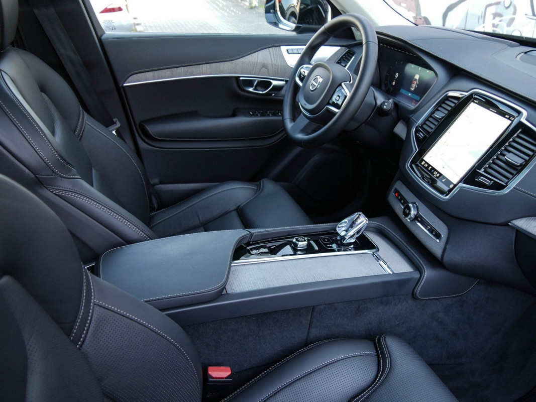 Volvo XC90 - SUV/Off-road - Schwarz - Gebrauchtwagen - Bild 3