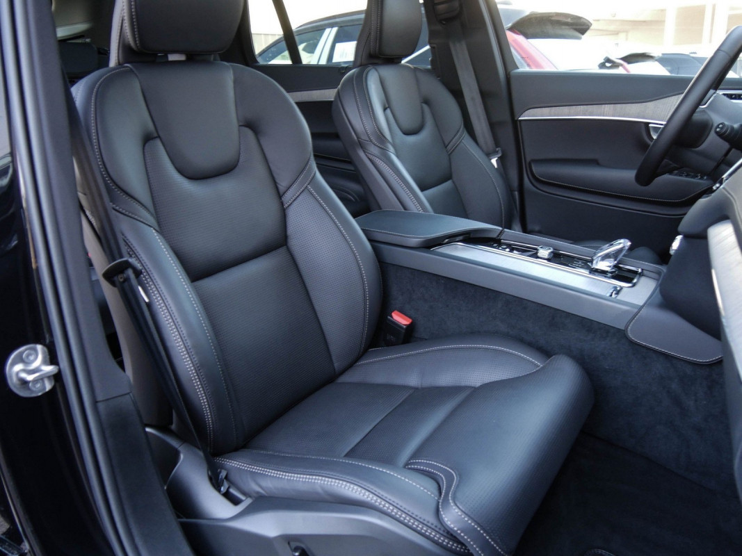 Volvo XC90 - SUV/Off-road - Schwarz - Gebrauchtwagen - Bild 7