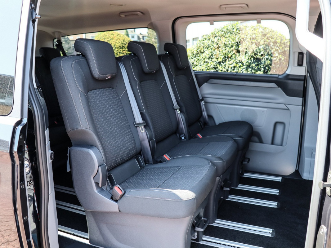 Ford Tourneo Custom Bus - Van/Minibus - Schwarz - Neuwagen - Bild 4