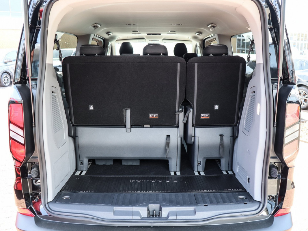 Ford Tourneo Custom Bus - Van/Minibus - Schwarz - Neuwagen - Bild 9